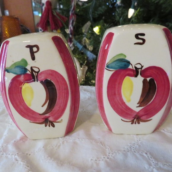 Unbranded Kitchen Vintage Purinton Salt Pepper Shakers With Hand Painted Apple Design Knox